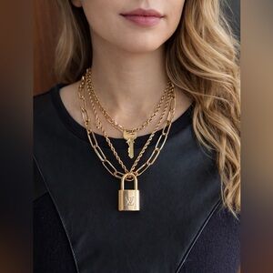 Louis Vuitton Lock #341 (comes with 1 key and necklace)